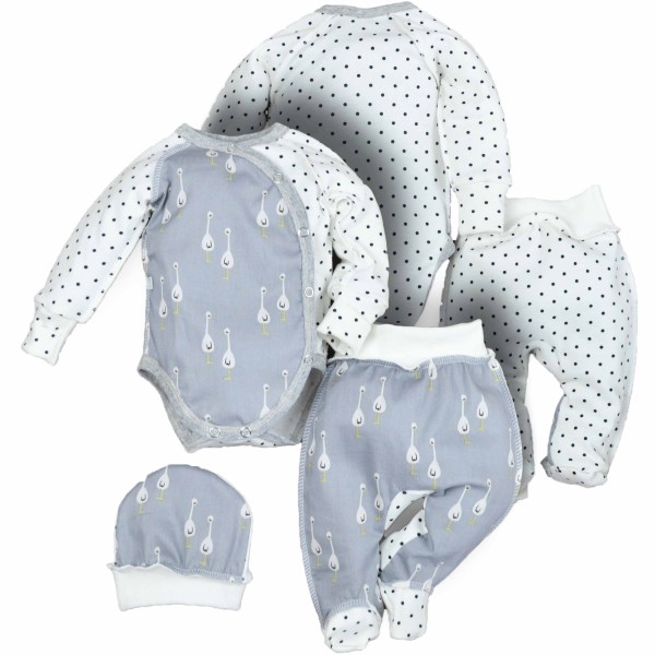 Naujagimio kraitelis išvirkščiomis siūlėmis 3 d. Baltieji gandrai Naujagimio kraitelis išvirkščiomis siūlėmis 3 d. Baltieji gandrai