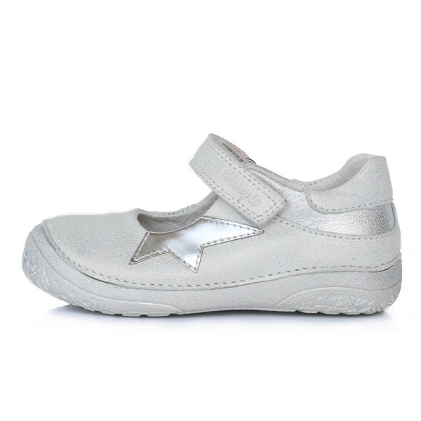 Balti batai 25-30 d. 0301003A Balti batai 25-30 d. 0301003A