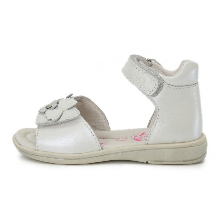 Baltos basutės 31-36 d. K033004L