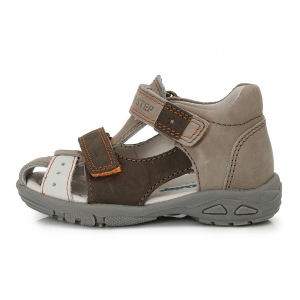 Rudos uždaru priekiu basutės 19-24 d. AC2907003U Rudos uždaru priekiu basutės 19-24 d. AC2907003U