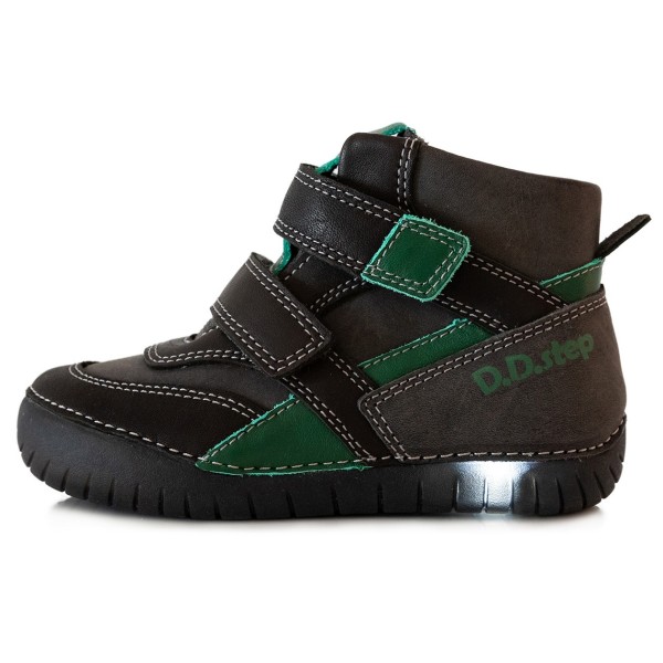 Juodi LED batai 31-36 d. 0506L Juodi LED batai 31-36 d. 0506L