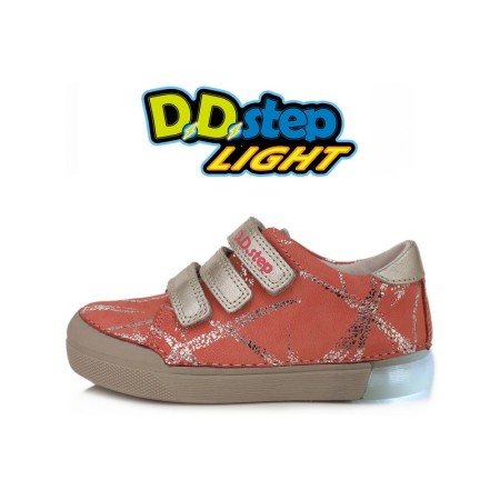 Rožiniai LED batai 31-36 d. 068470BL