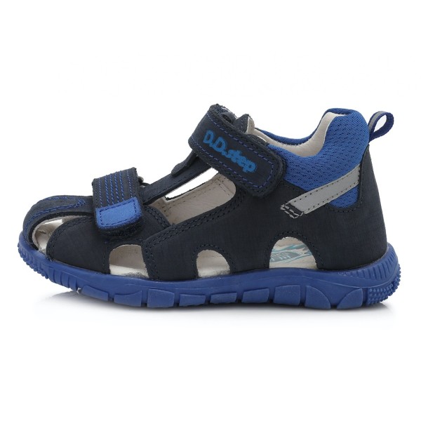 Tamsiai mėlynos basutės 31-36 d. K33038AL Tamsiai mėlynos basutės 31-36 d. K33038AL