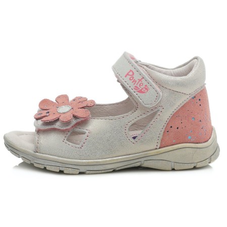 Baltos basutės 28-33 d. DA051969L