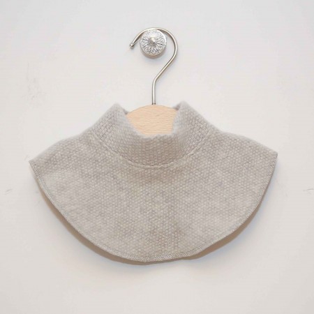 Vilaurita merino vilnos šalikėlis